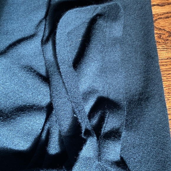 100% Portolano cashmere poncho - large/black - Picture 3 of 3